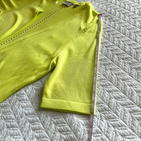 NWT CYRUS Short Sleeve Silky Knit Open Cardigan in Celery Green Size M - Picture 11 of 17